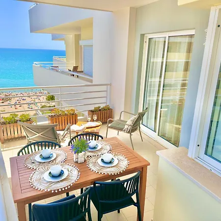 Apartamento Exclusive Beachfront Moments - Sea View Balcony, Private Garage, Wifi, Ac