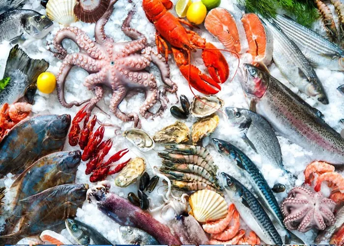 Exclusive Beachfront Moments - Sea View Balcony, Private Garage, Wifi, Ac Апартаменти