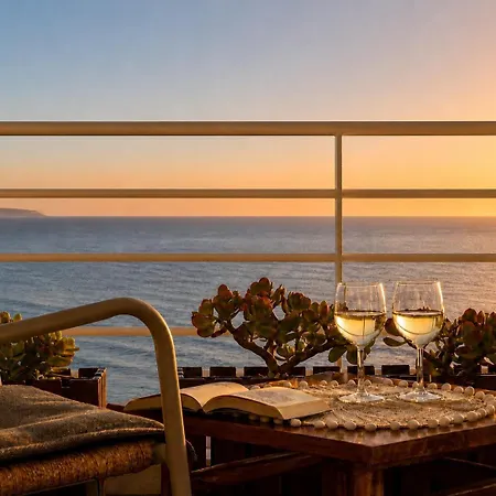 Exclusive Front-line Moments - Sea View Balcony, Private Garage, Wifi, Ac Апартаменты
