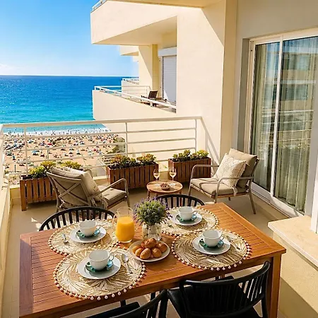 Апартаменты Exclusive Front-line Moments - Sea View Balcony, Private Garage, Wifi, Ac *