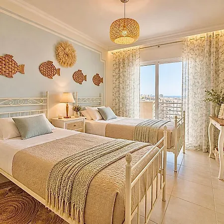 Exclusive Front-line Moments - Sea View Balcony, Private Garage, Wifi, Ac *