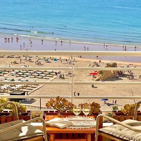 Апартаменты Exclusive Front-line Moments - Sea View Balcony, Private Garage, Wifi, Ac *