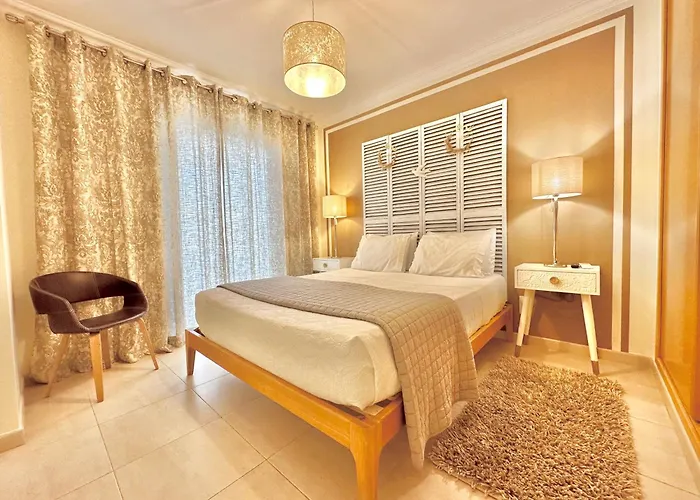 Apartmán Exclusive Beachfront Moments - Sea View Balcony, Private Garage, Wifi, Ac *