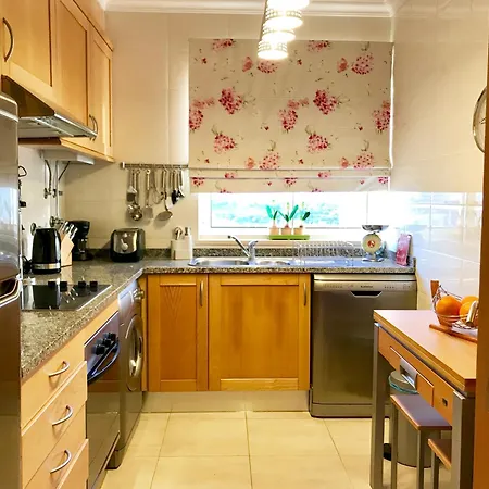 Exclusive Beachfront Moments - Sea View Balcony, Private Garage, Wifi, Ac *