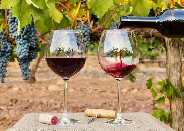 Exclusive Beachfront Moments - Sea View Balcony, Private Garage, Wifi, Ac Portimão